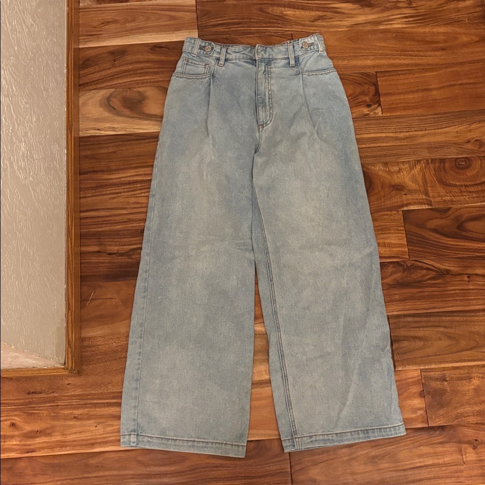 Urban Outfitters BDG Cropped Wide Leg Jeans